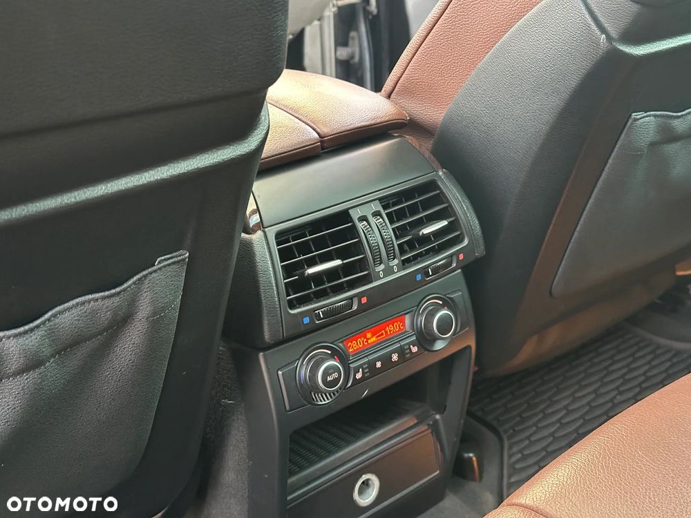 BMW X5 xDrive40d Edition Exclusive - 27