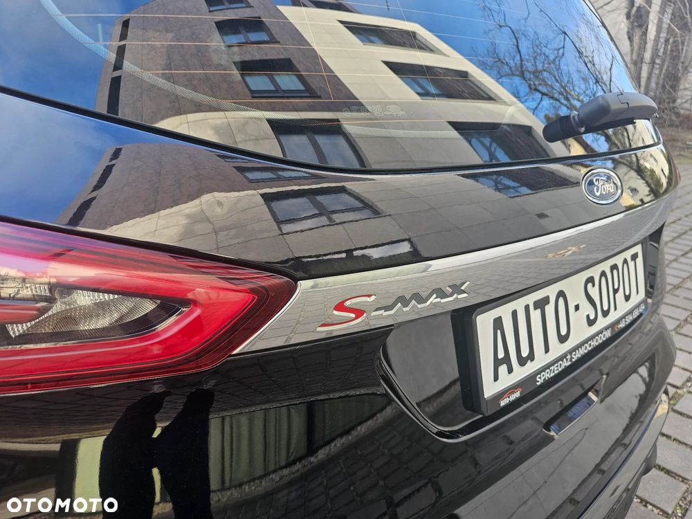 Ford S-Max 2.0 TDCi Titanium PowerShift - 6