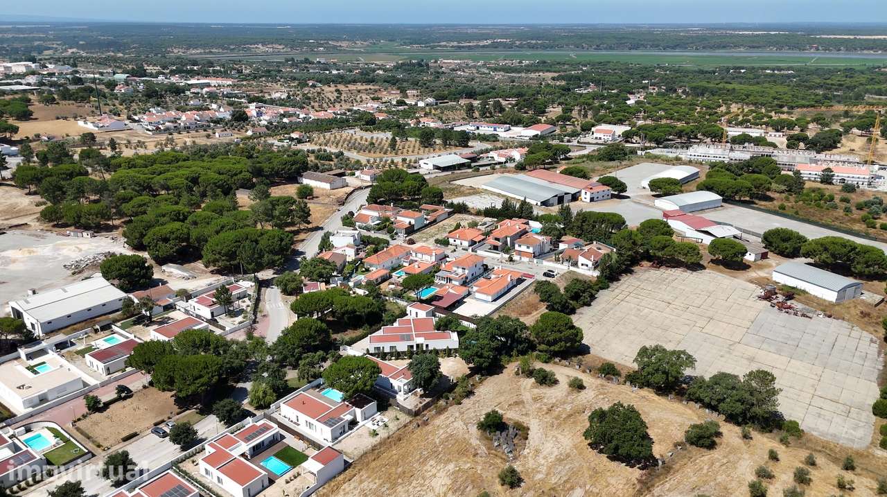 Land 15000 sqm (Urban+Housing or Comerce/Services) w/water hole/pump - Grande imagem: 5/18