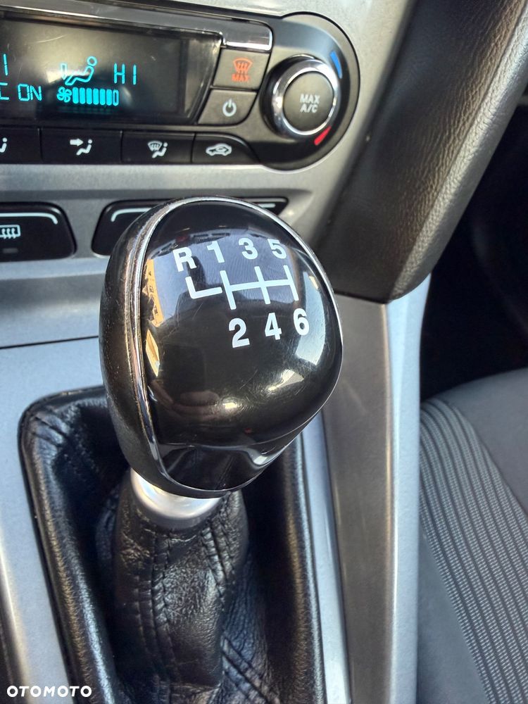 Ford Focus 1.0 EcoBoost Titanium ASS - 34