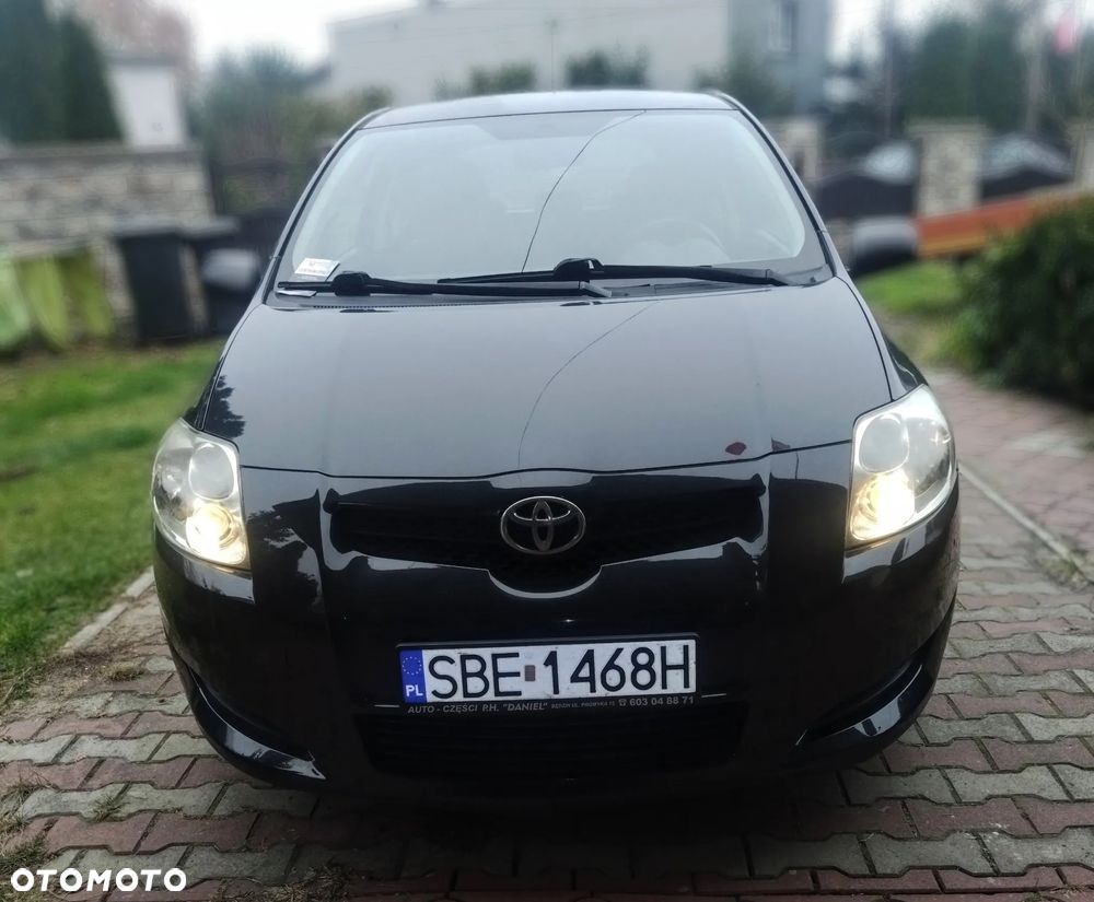 Toyota Auris 1.33 VVT-i Terra - 3