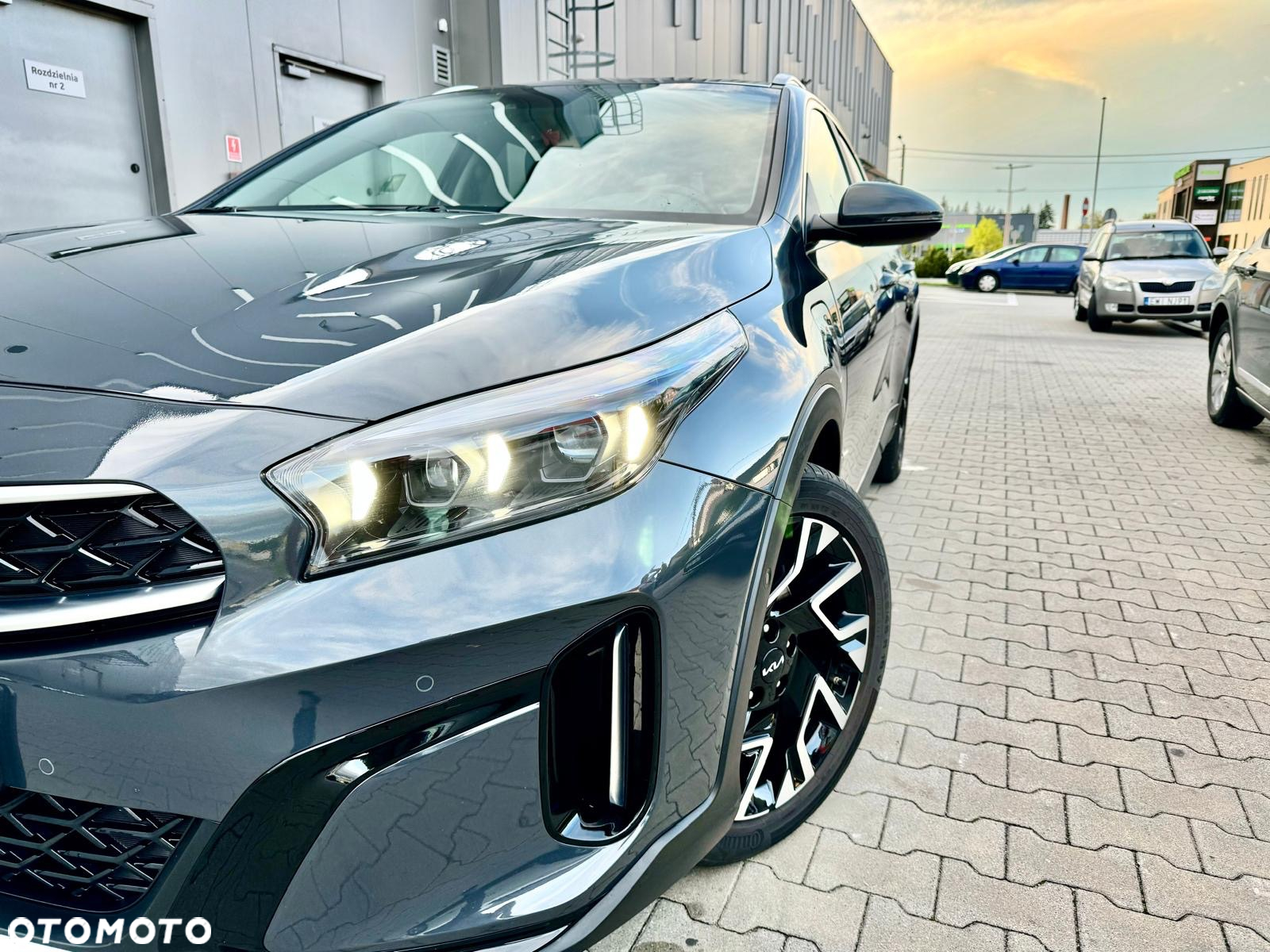 Kia XCeed 1.6 GDI PHEV L Business Line DCT - 4