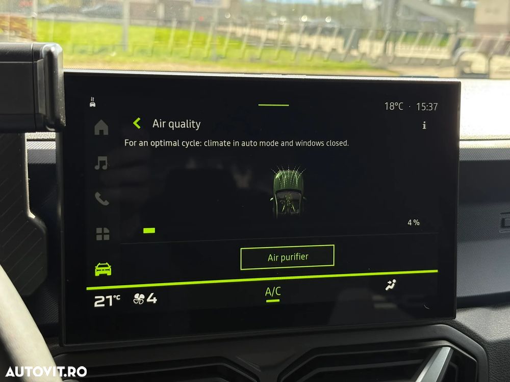 Dacia Duster HEV 140 Journey - 28