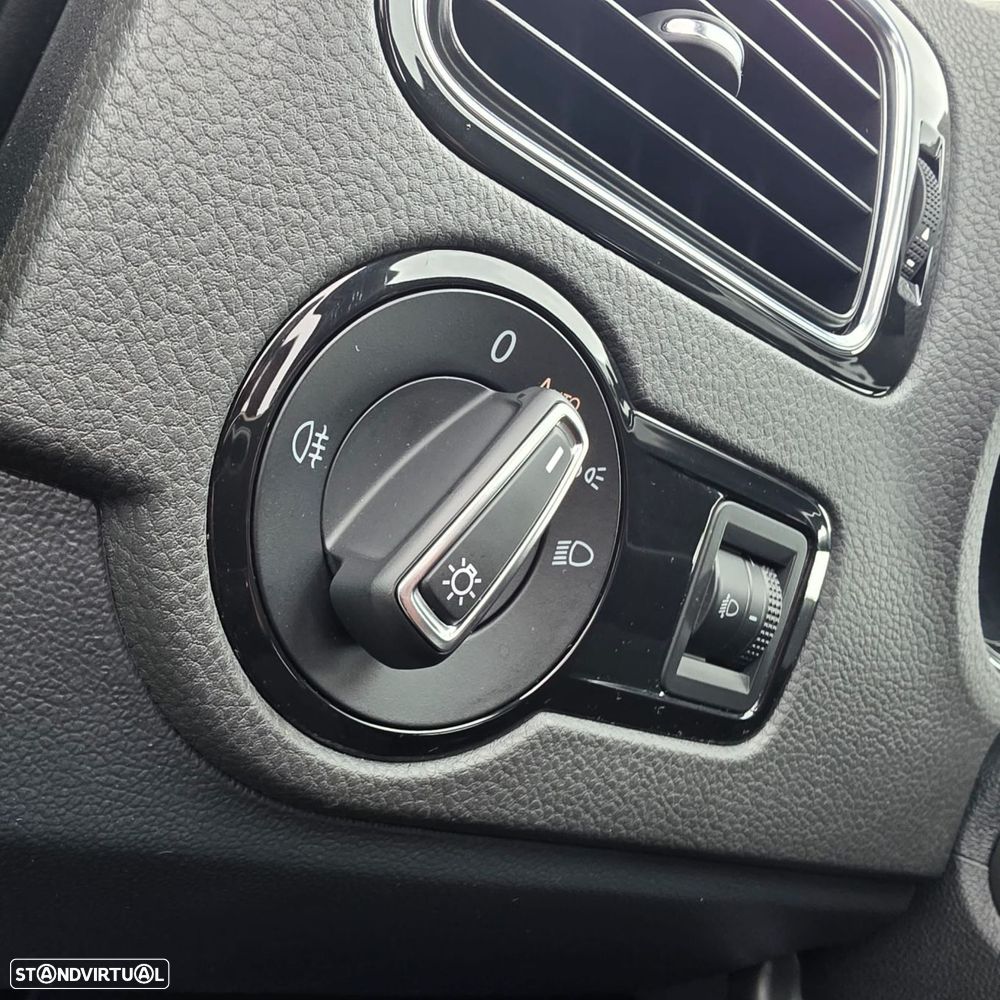 VW Polo 1.2 TSi Connect DSG - 18