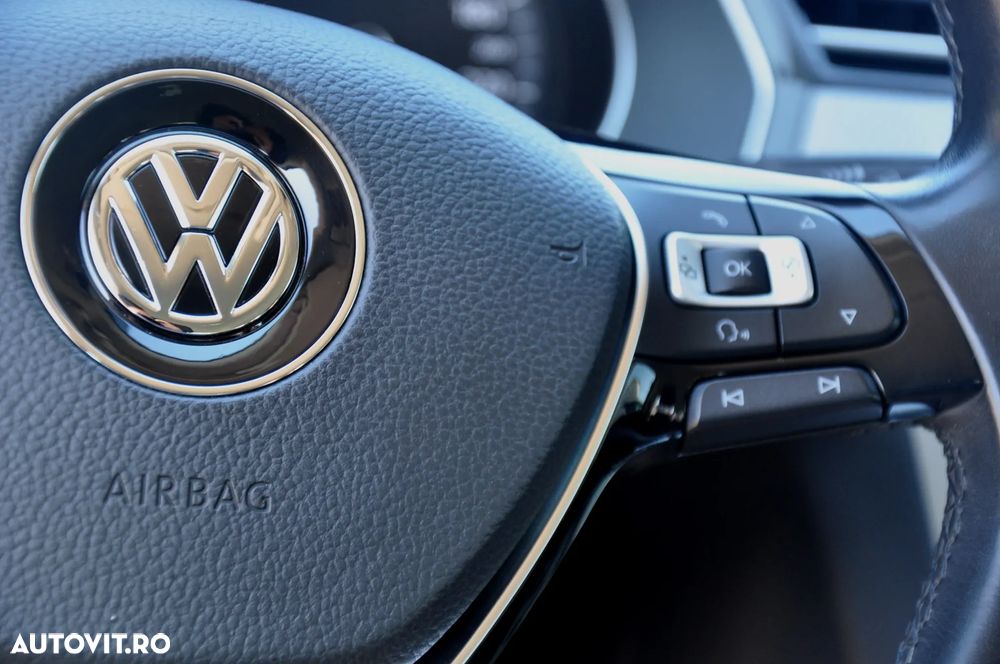 Volkswagen Passat 2.0 TDI (BlueMotion Technology) Trendline - 23
