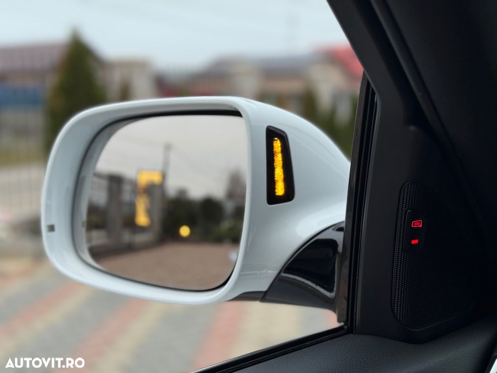 Audi Q5 2.0 TDI Quattro S tronic Sport - 9