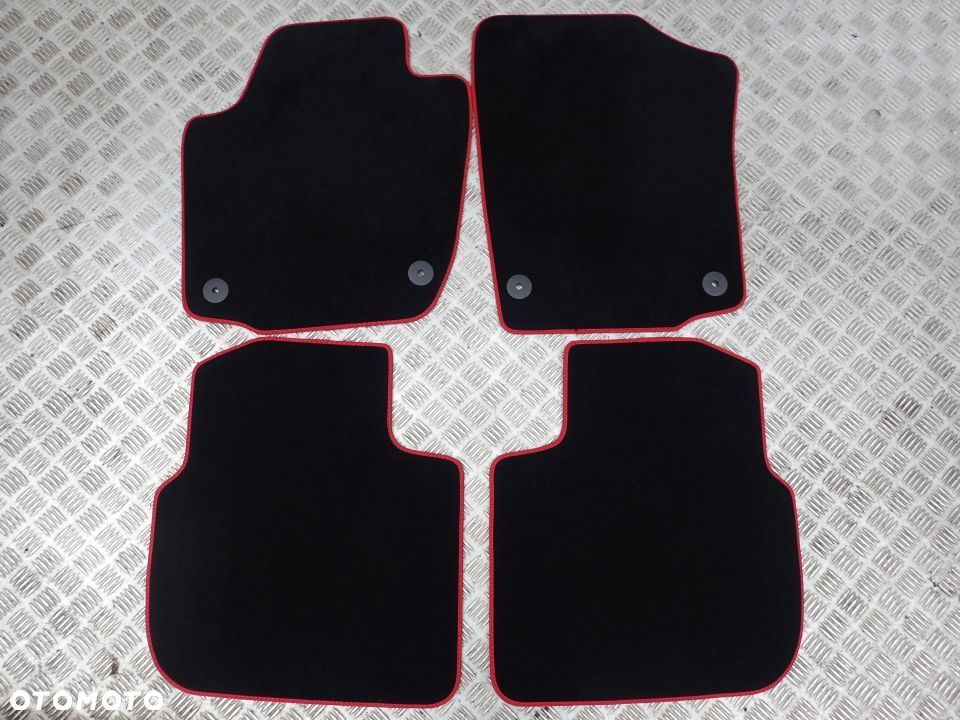 DYWANIKI SEAT TOLEDO IV 6JA863011D RADOM - 1