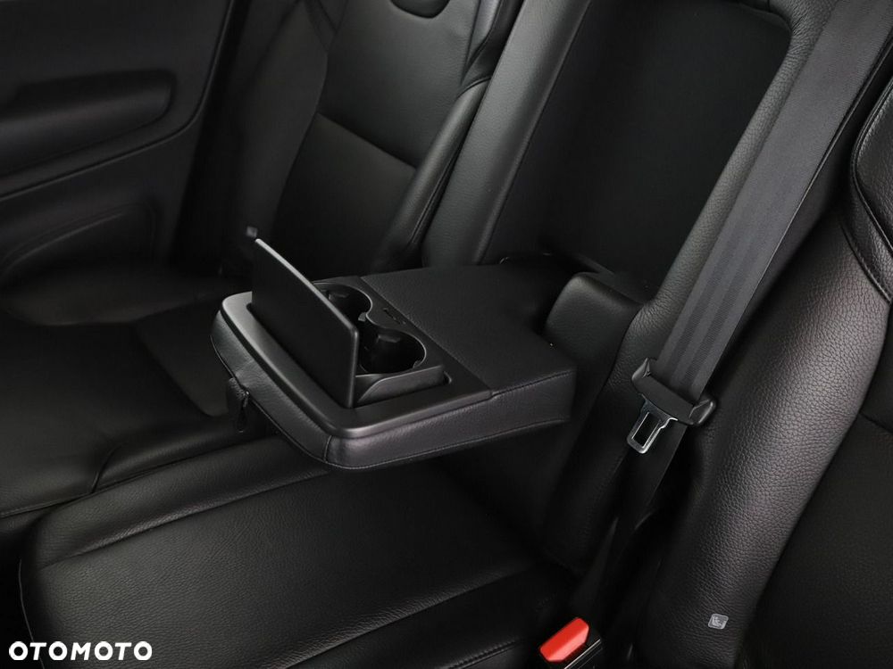 Volvo XC 90 B5 D AWD Momentum Pro - 40