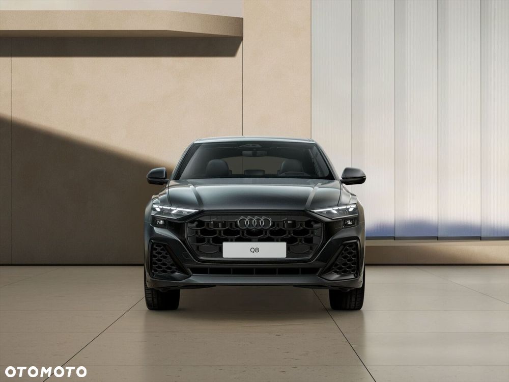 Audi Q8 - 2