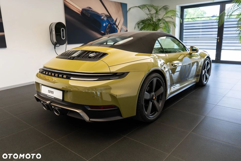 Porsche 911 Carrera T-Hybrid Spirit 70 - 4