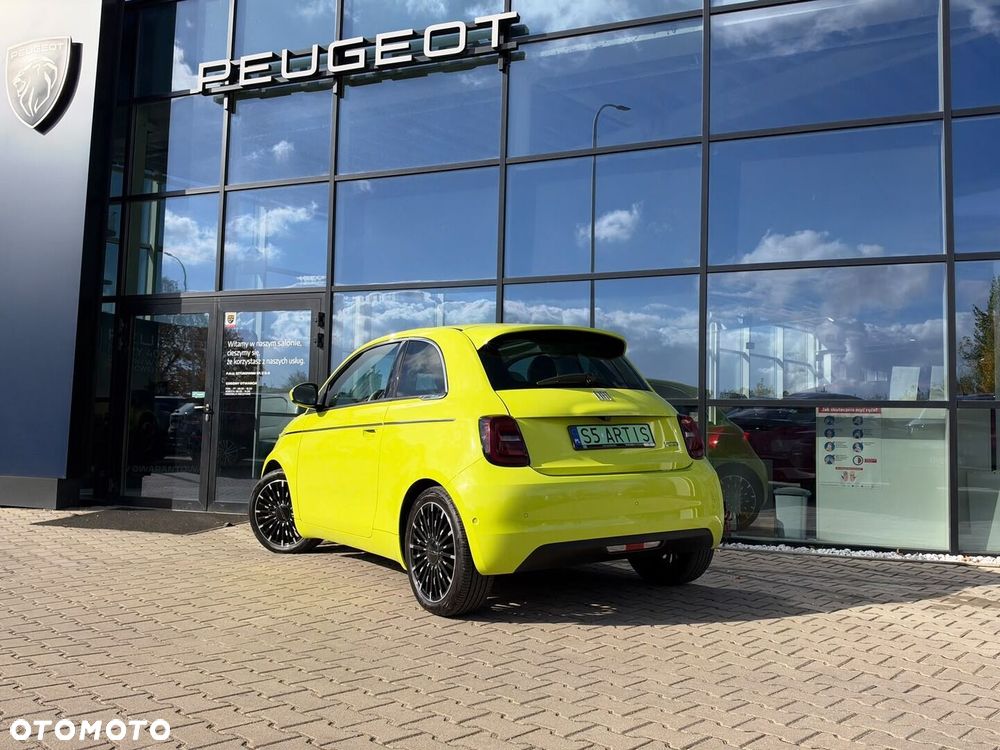 Fiat 500 2024