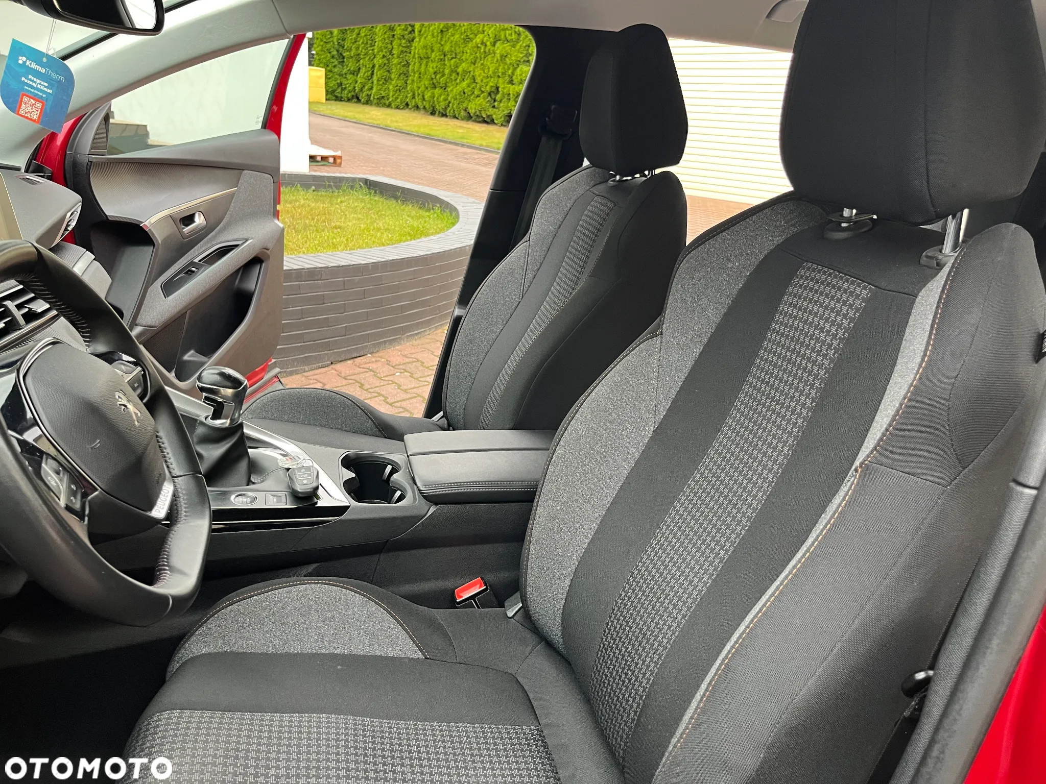 Peugeot 3008 1.2 PureTech Active Pack S&S - 17