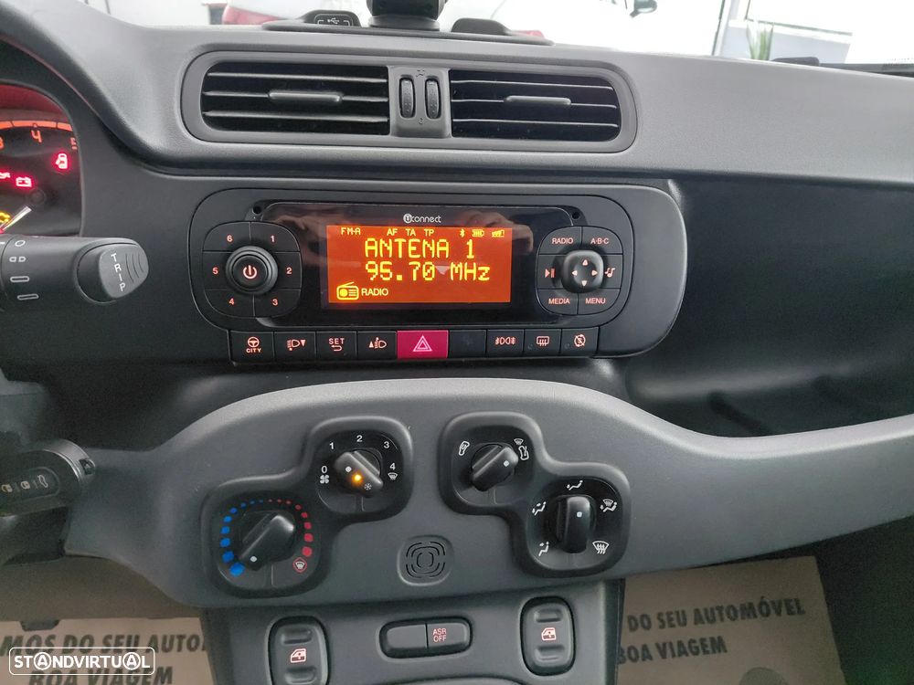 Fiat Panda 1.0 Hybrid City Cross - 19