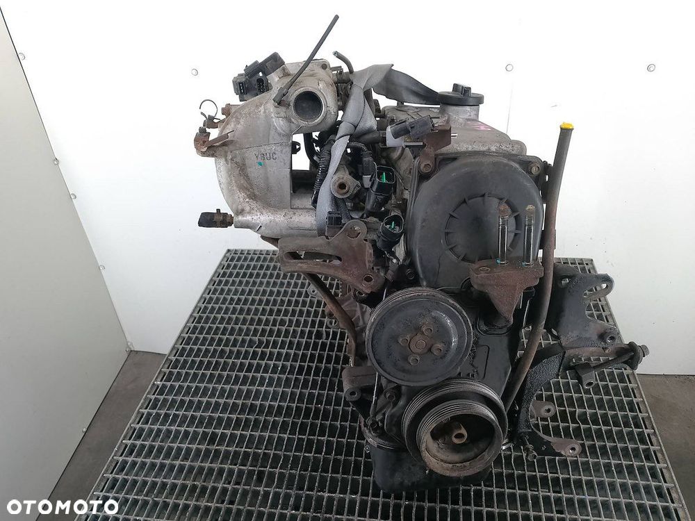 SILNIK HYUNDAI GETZ G4HD 1.1 i 12V - 8