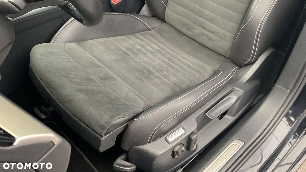 Volkswagen Passat - 18