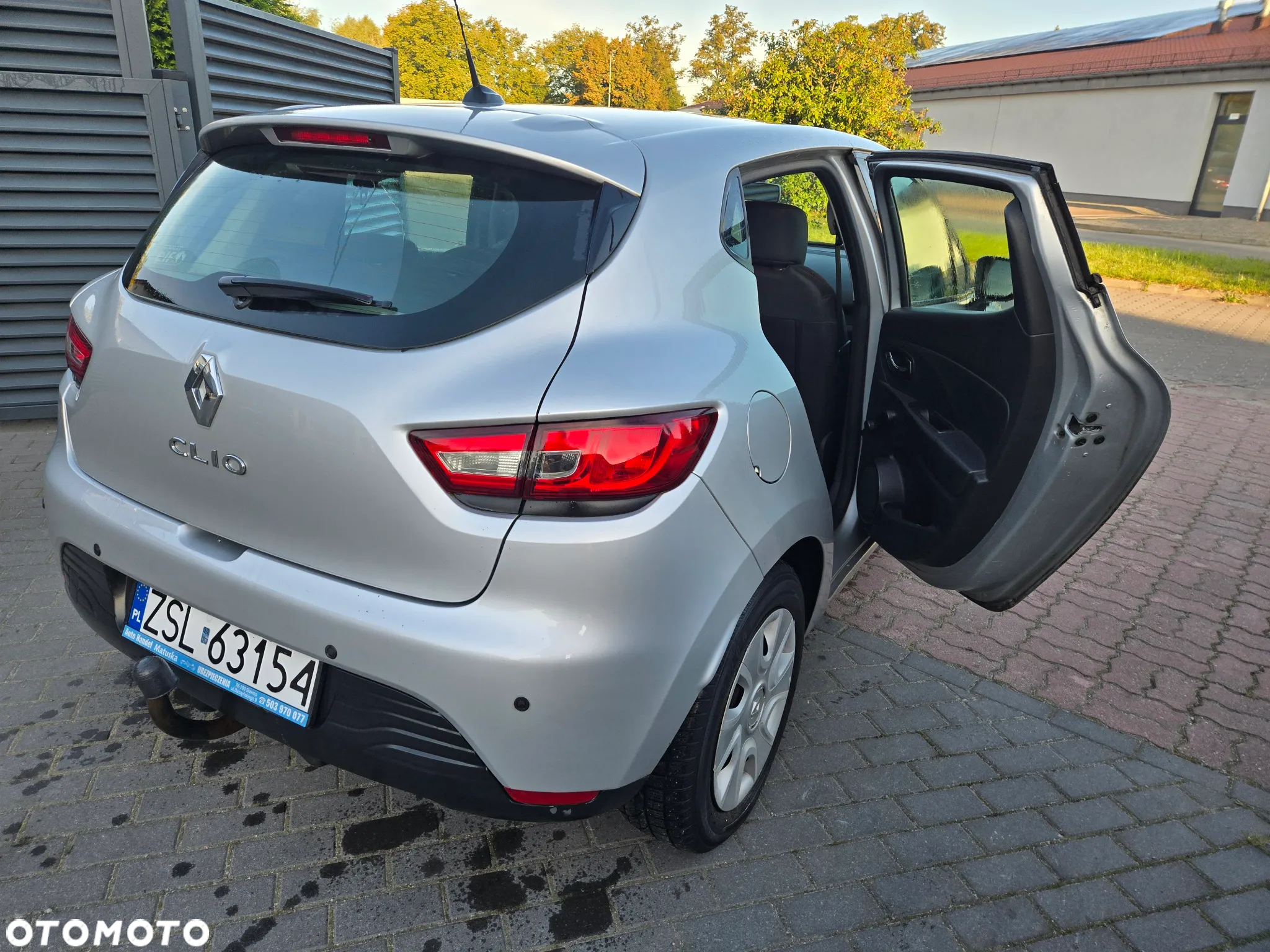 Renault Clio 1.2 16V 75 Life - 6