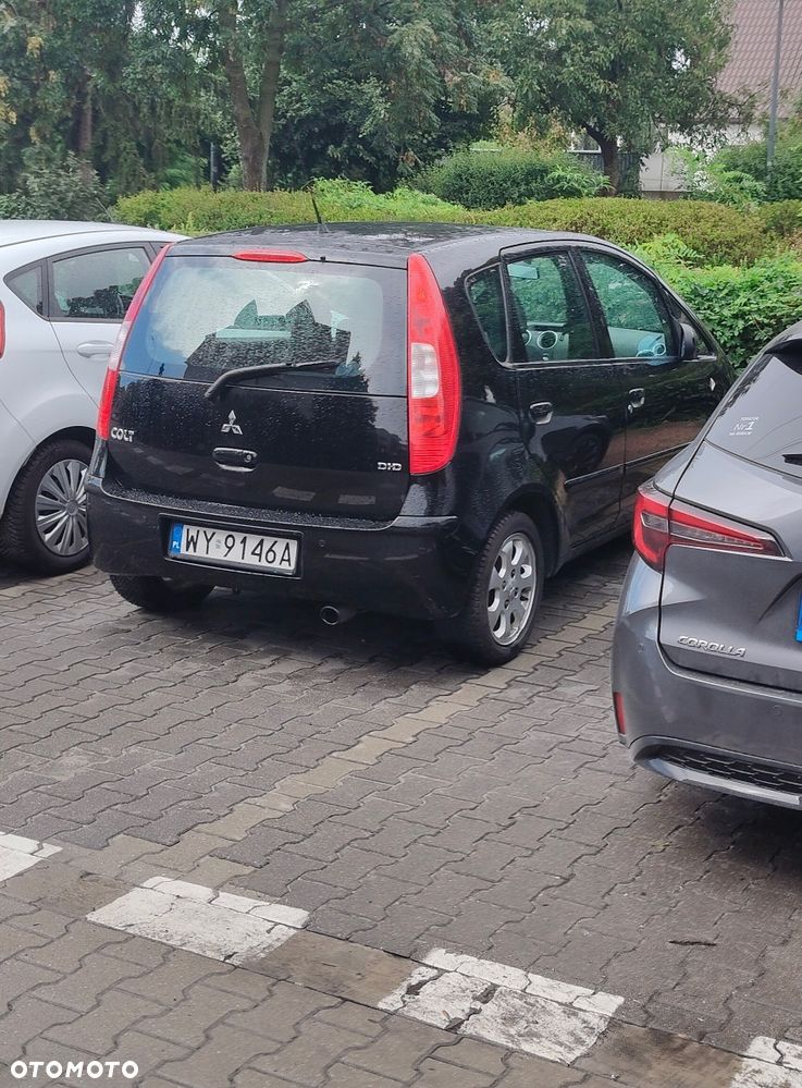 Mitsubishi Colt - 6