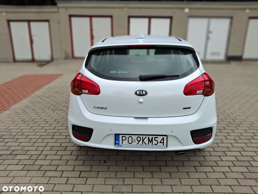Kia Ceed 1.6 CRDi Smart - 6