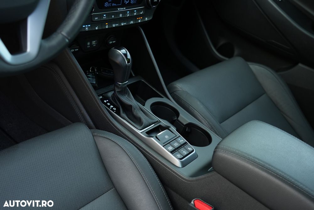 Hyundai Tucson - 16