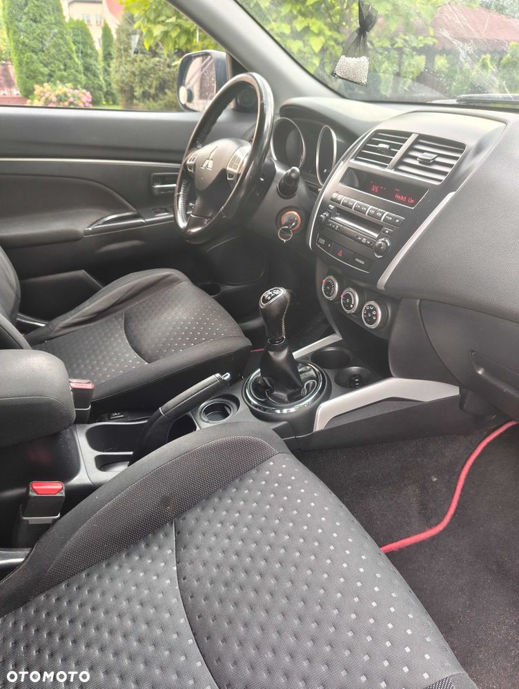 Mitsubishi ASX - 4