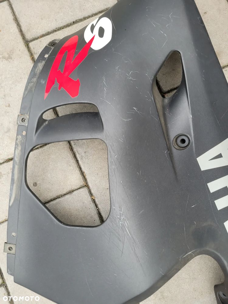 Owiewka, osłona prawa, bok, boczek, pług prawy Yamaha R6 98-02 - 6