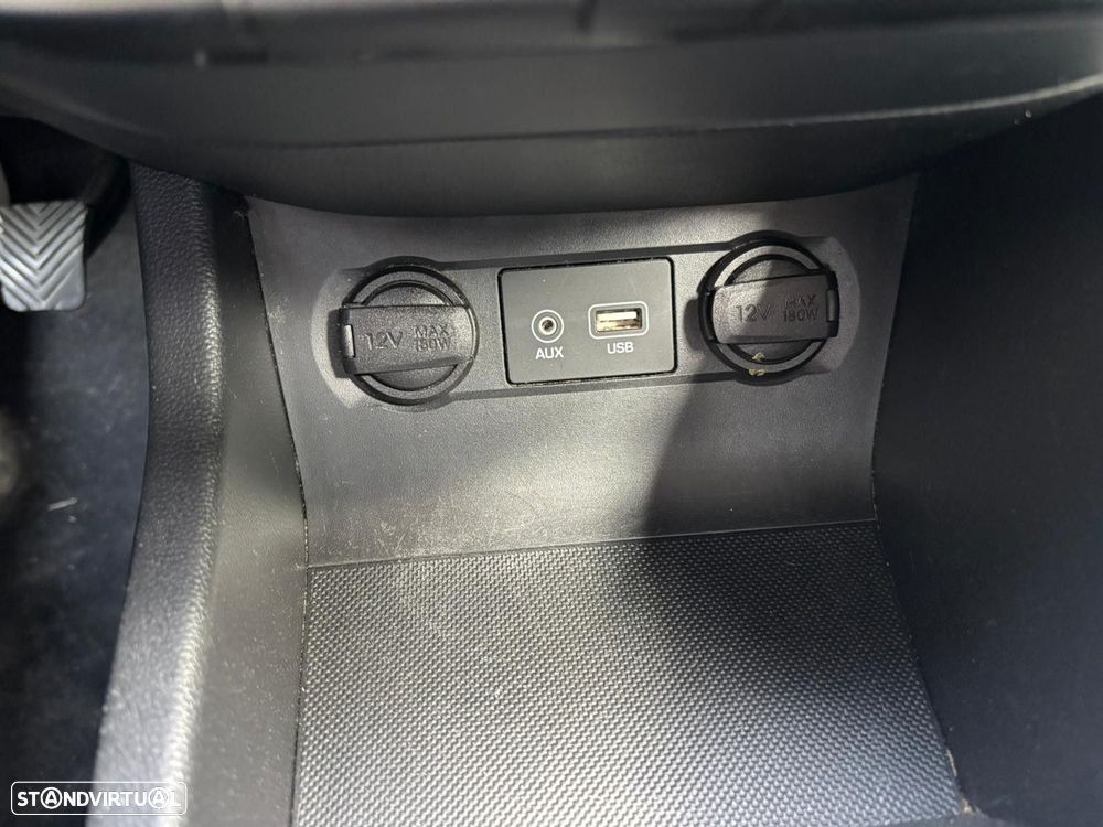 Hyundai i20 1.1 CRDi Access+Bluetooth+Comandos no Volante - 33