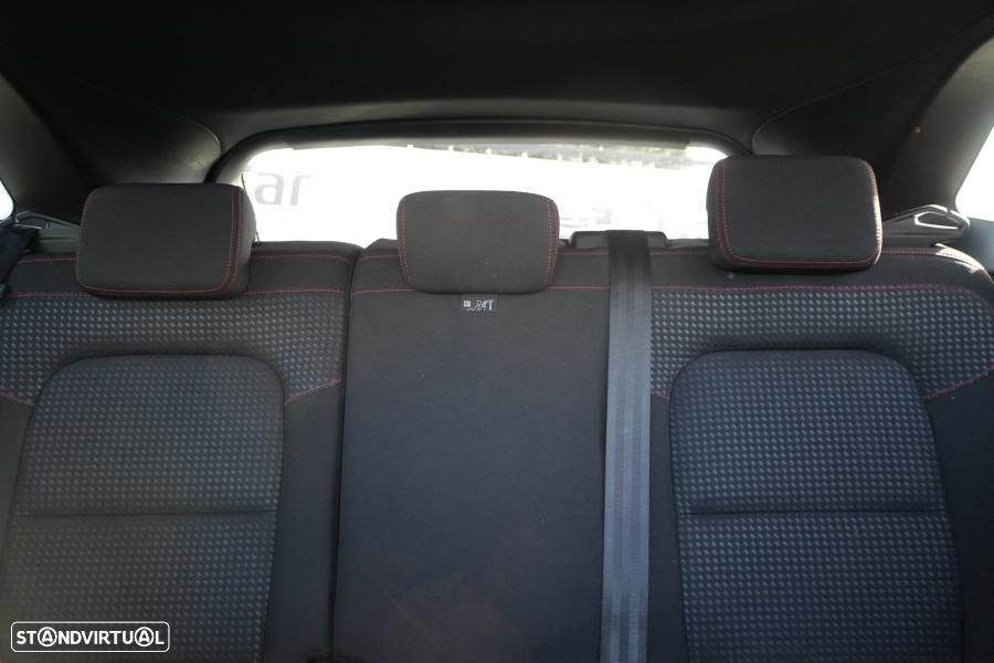 Ford Kuga 1.5 EcoBoost ST-Line - 12