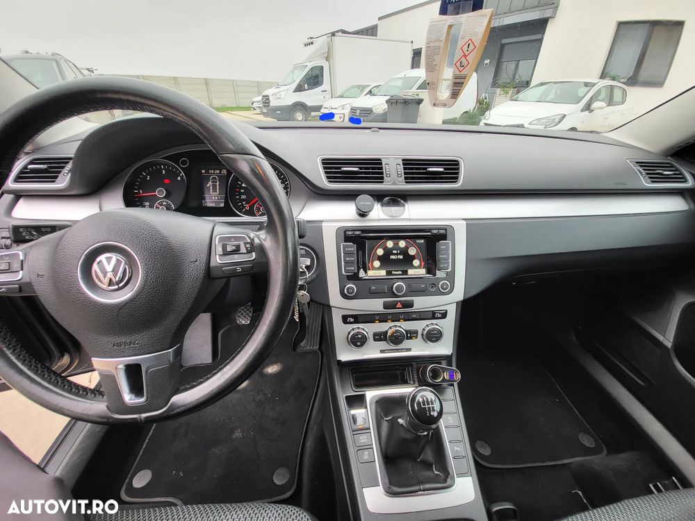 Volkswagen Passat Variant 1.6 TDI BlueMotion - 28