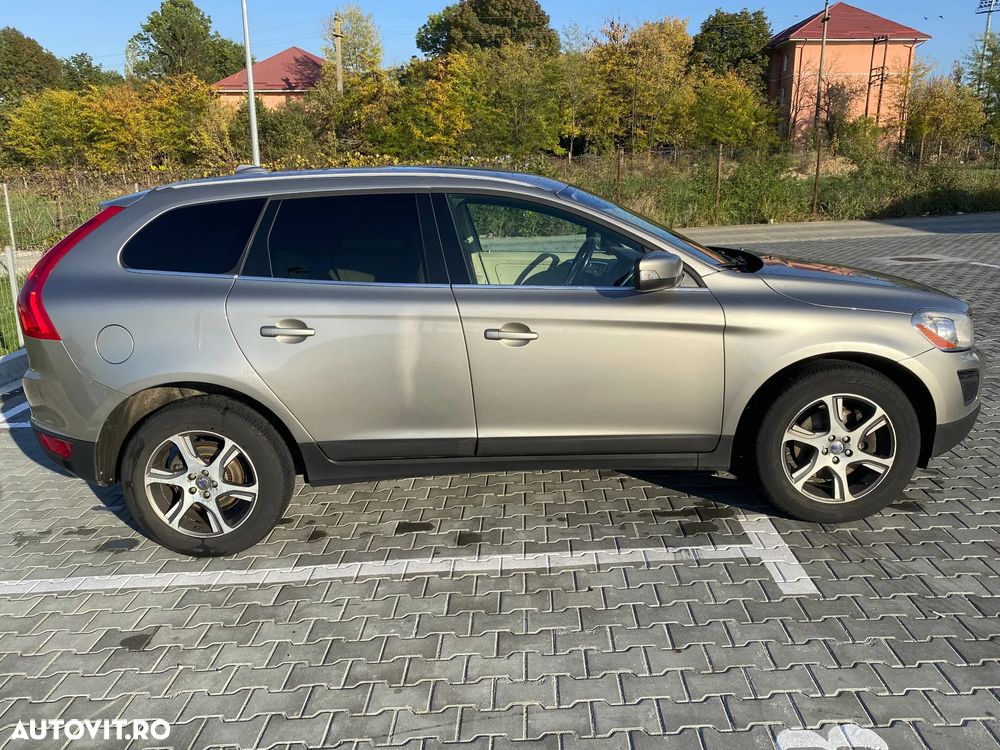 Volvo XC 60 D5 AWD Summum - 5