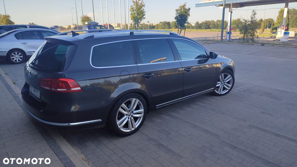 Volkswagen Passat 2.0 TDI Highline - 6
