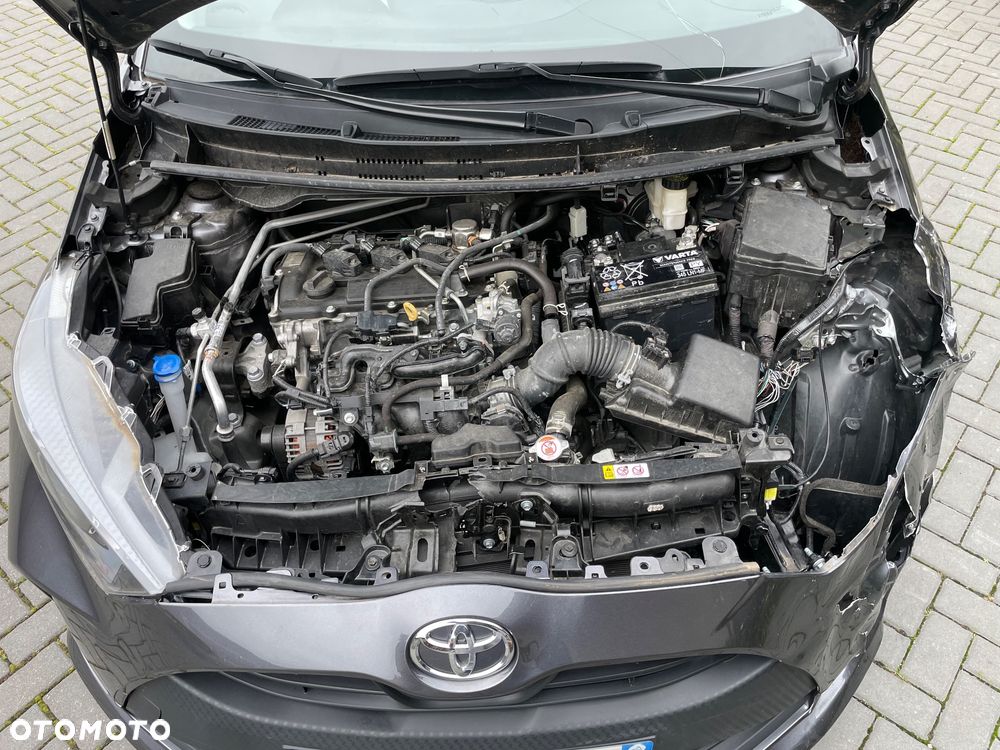 Toyota Yaris 1.5 Executive - 9
