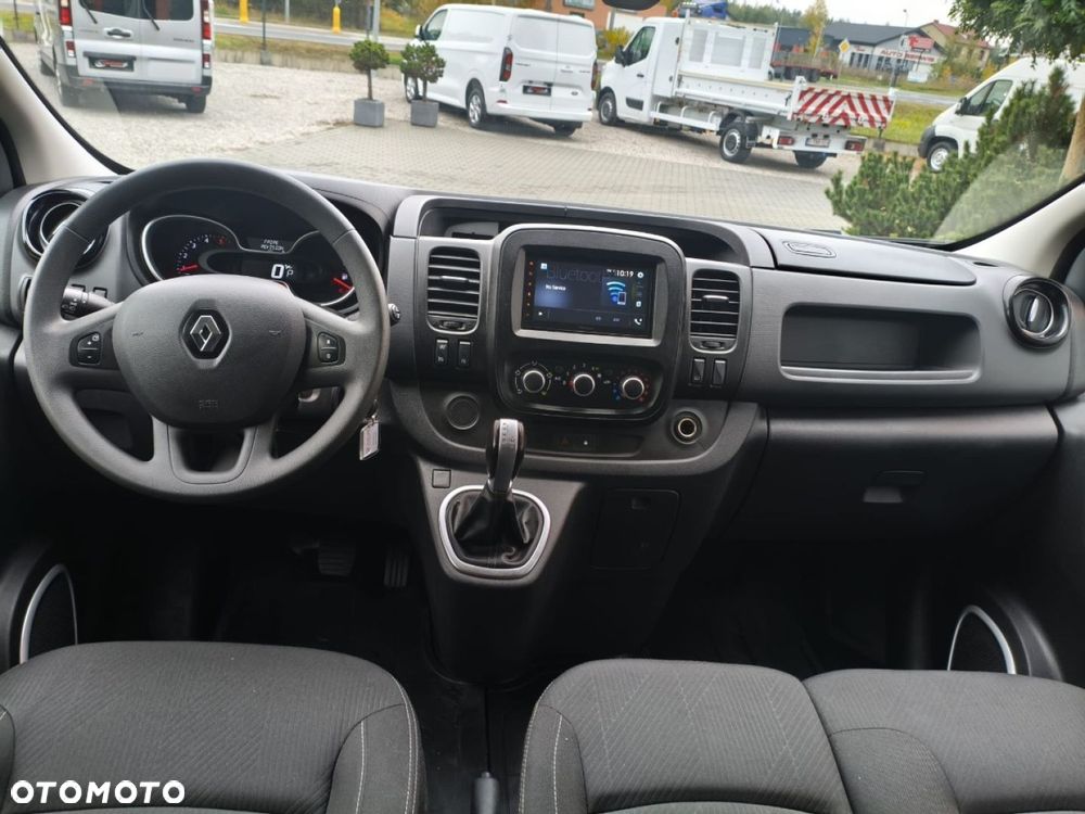 Renault Trafic - 18