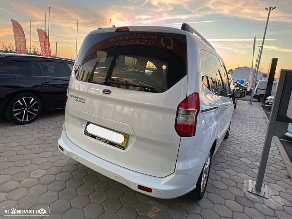 Ford Tourneo Courier 1.0 EcoBoost Titanium - 4
