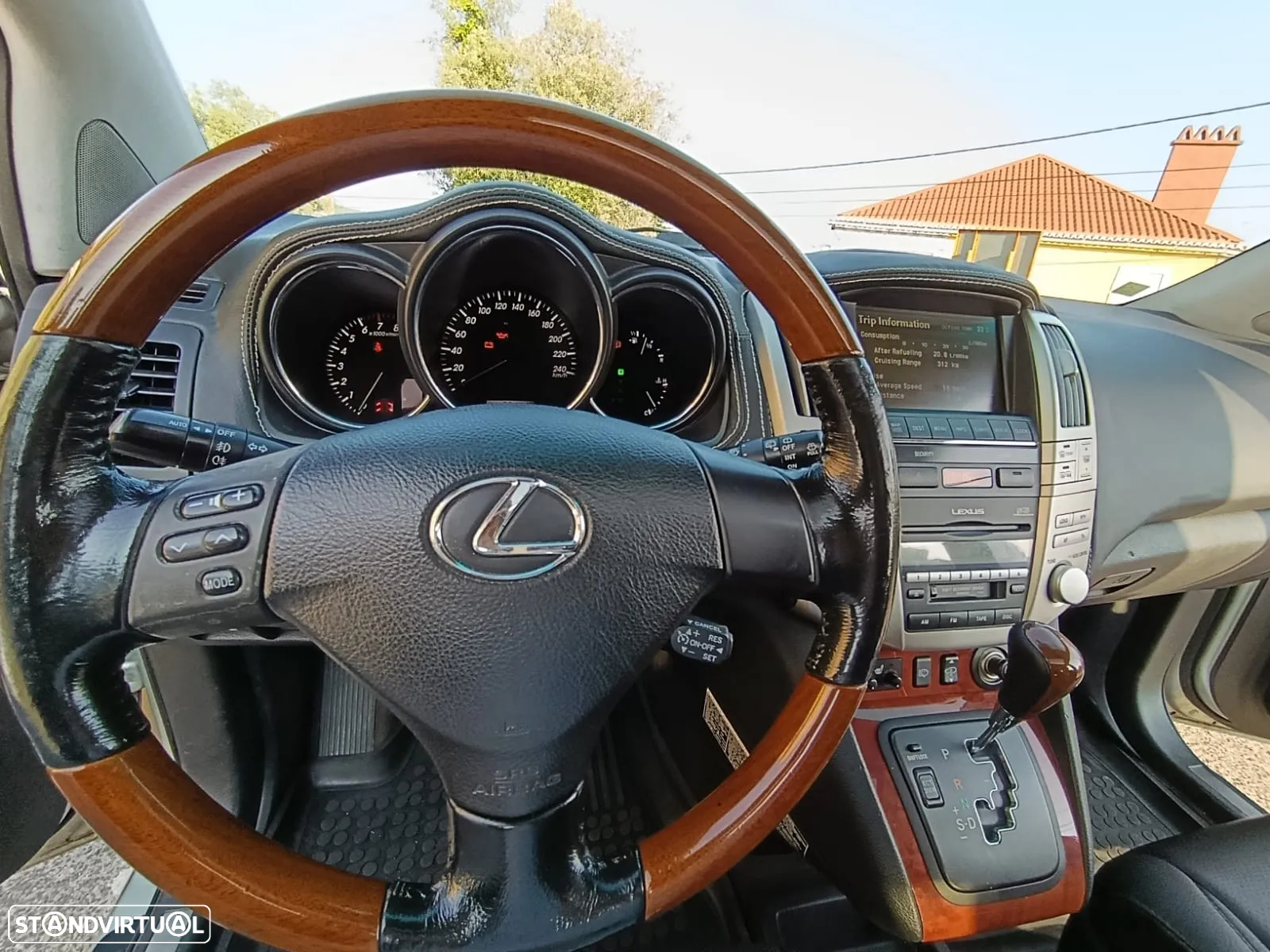 Lexus RX 300 Executive - 26