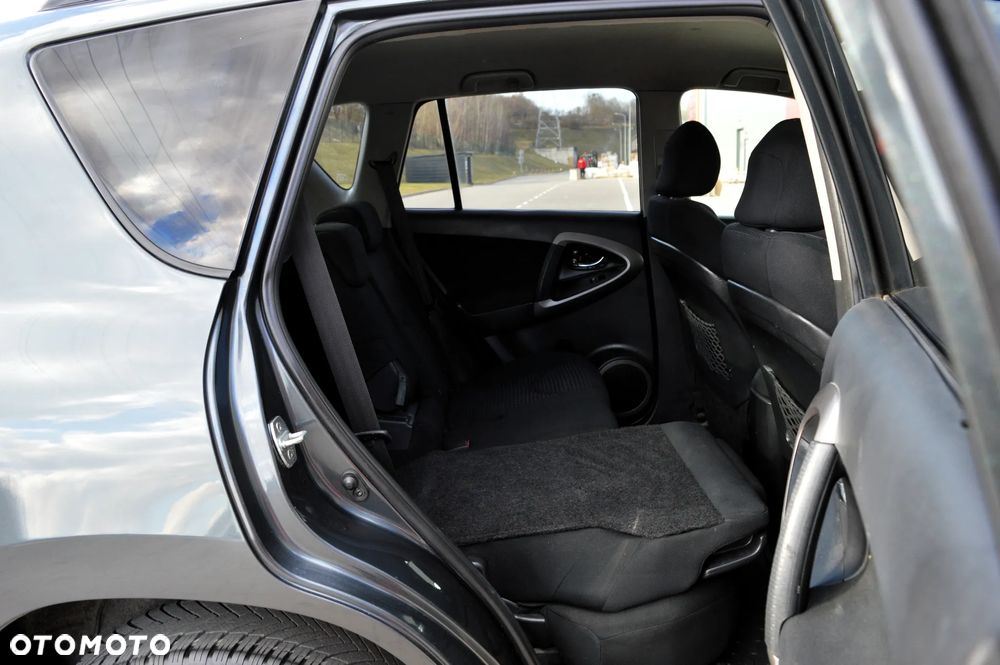 Toyota RAV4 2.0 VVT-i Prestige - 13