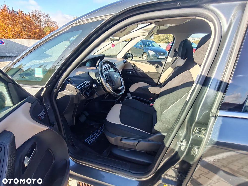 Citroën C4 Picasso - 16