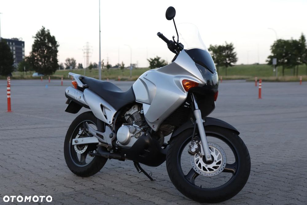 Honda XL - 5