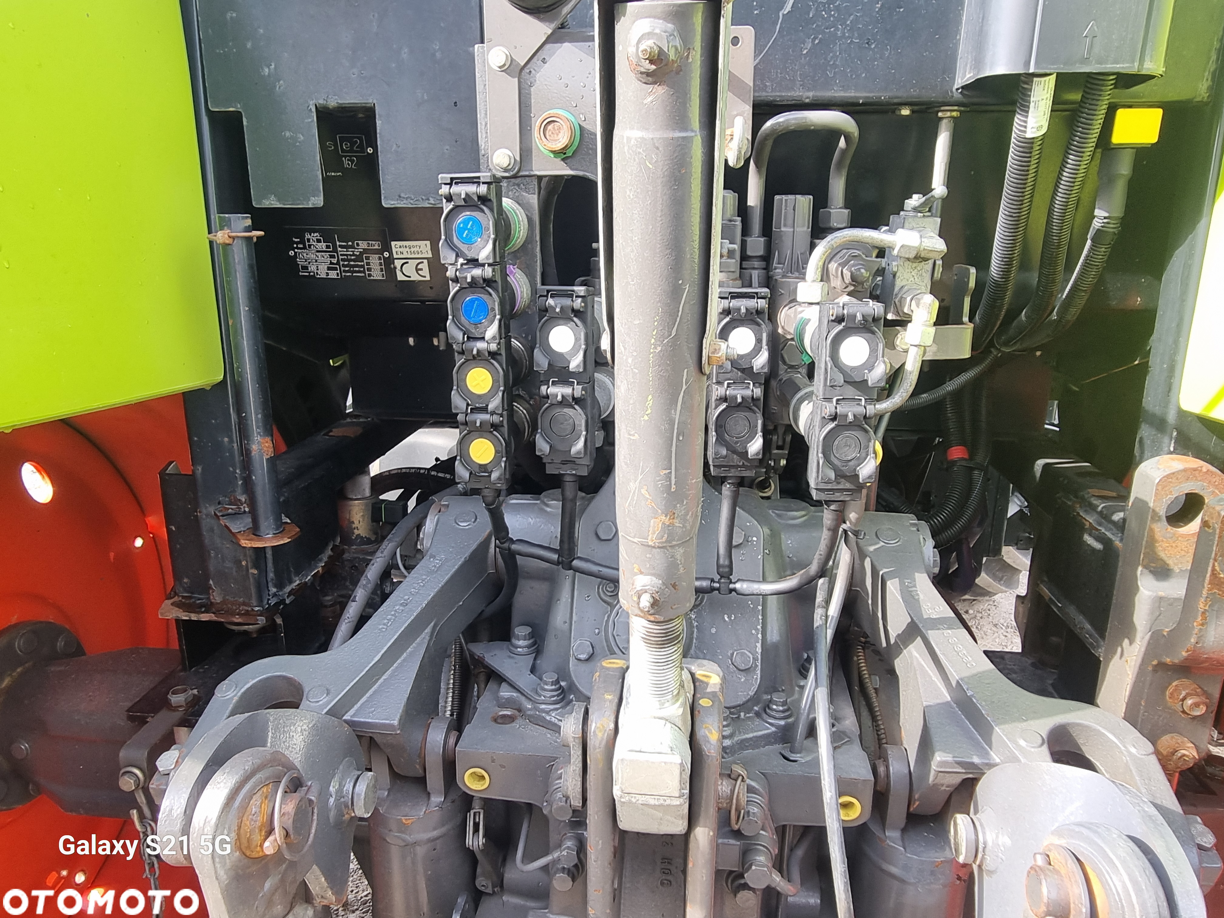 Claas Arion - 15