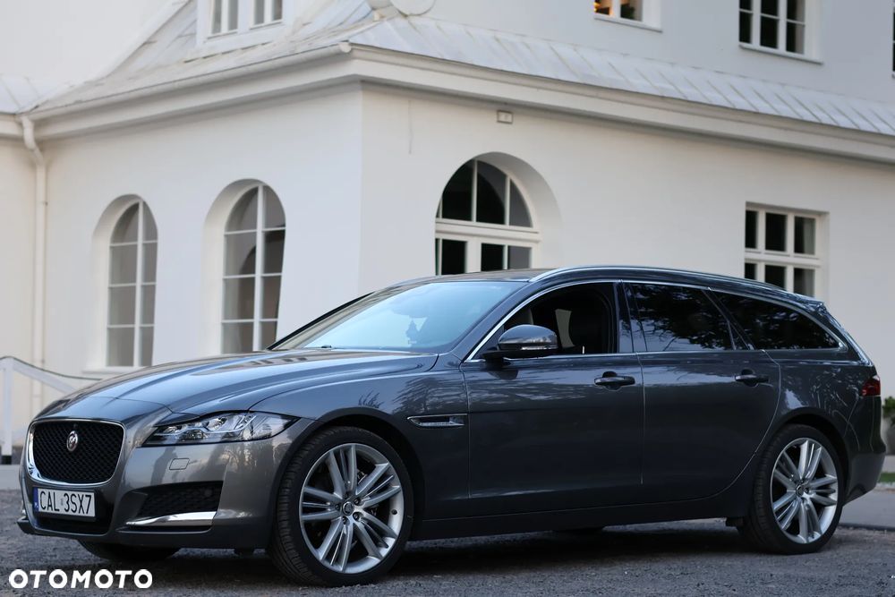 Jaguar XF - 2