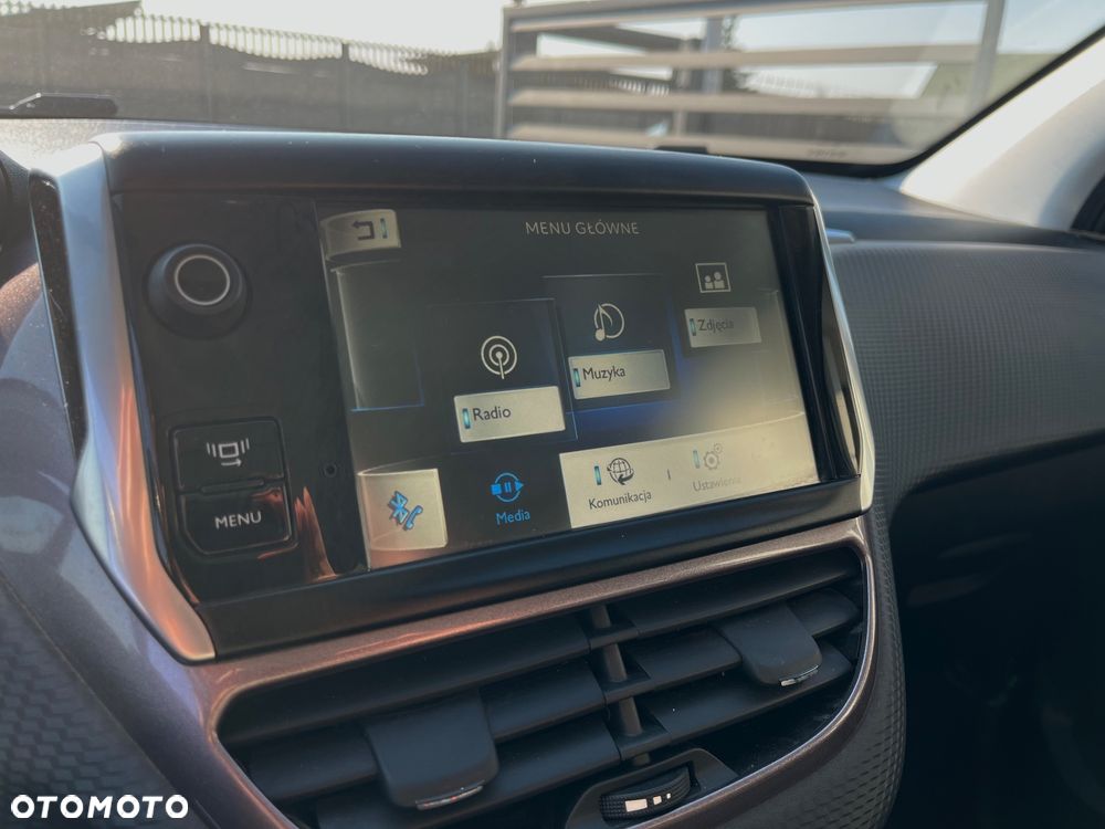 Peugeot 2008 e-HDi FAP 92 STOP & START Allure - 14