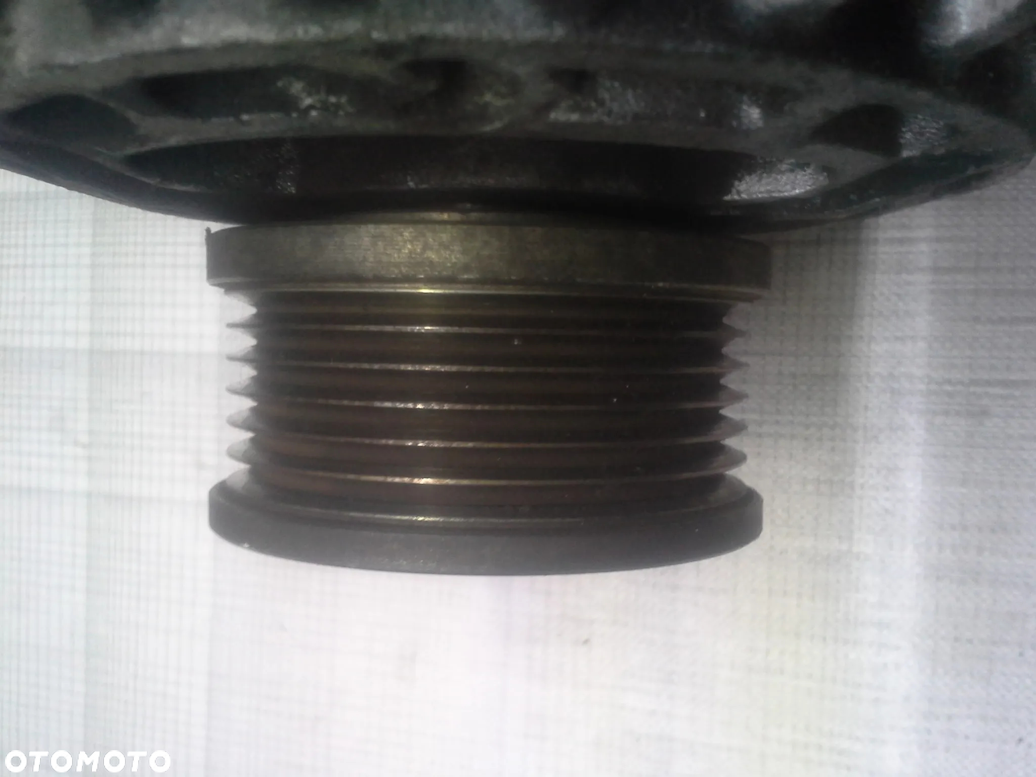Opel Astra H Vectra C Zafira B 1.9 CDTi alternator Denso 13153236 - 12