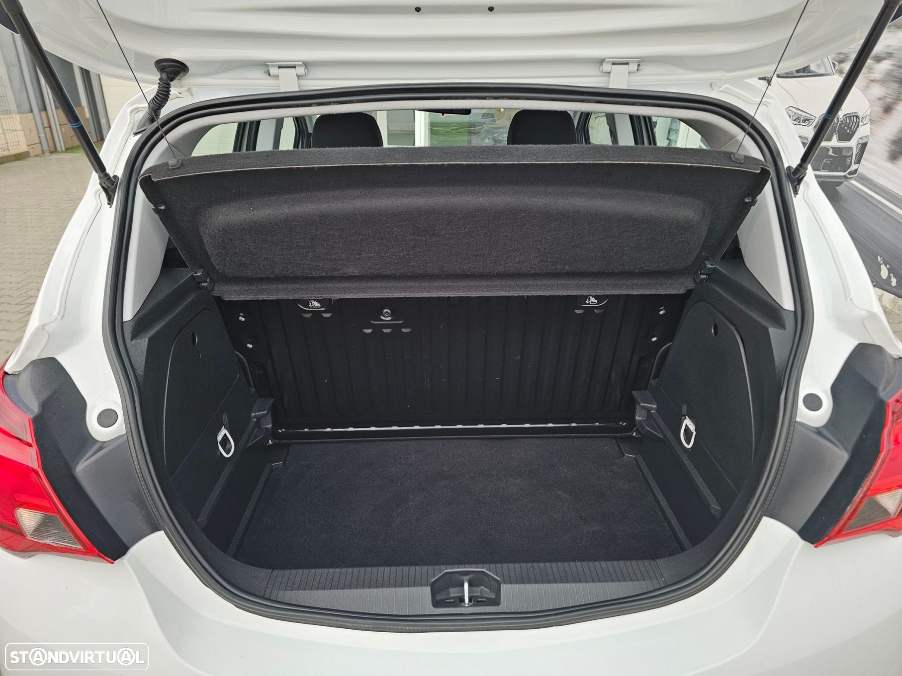 Opel Corsa 1.2 Active - 17