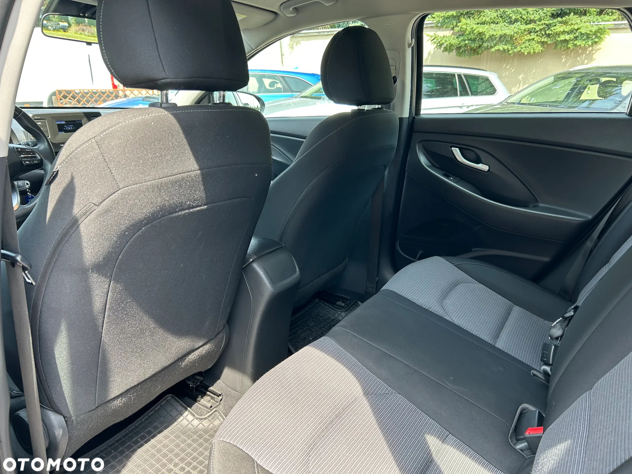 Hyundai i30 1.5 DPI Classic + - 10