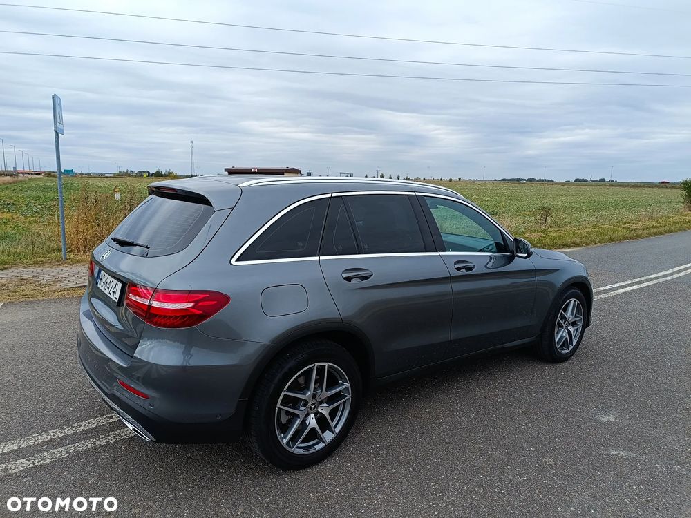 Mercedes-Benz GLC 220 d 4Matic 9G-TRONIC AMG Line - 12