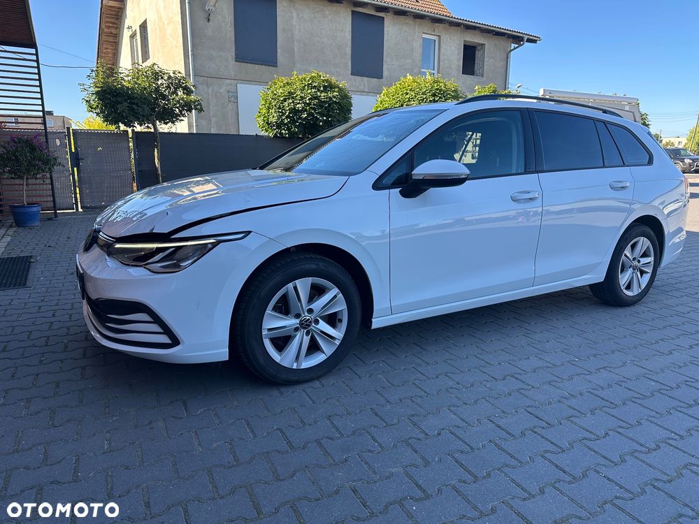 Volkswagen Golf - 10