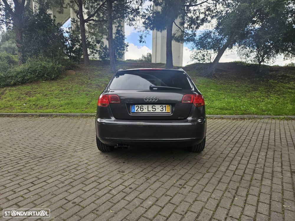 Audi A3 Sportback 1.9 TDi - 4