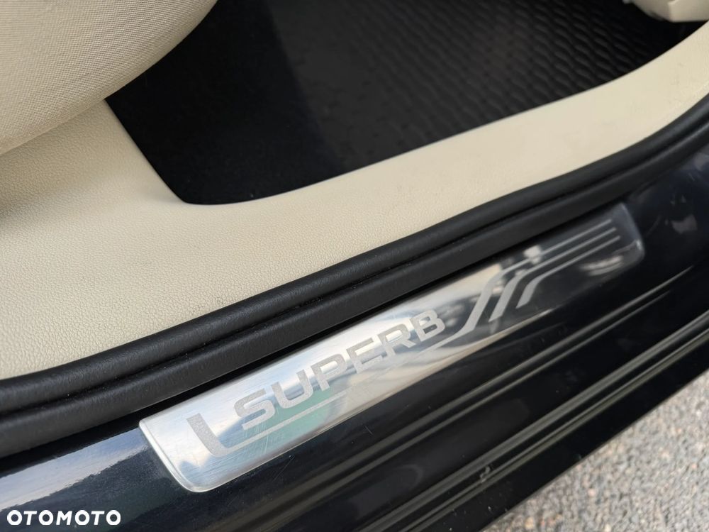 Skoda Superb 2.0 TDI Style DSG7 - 24