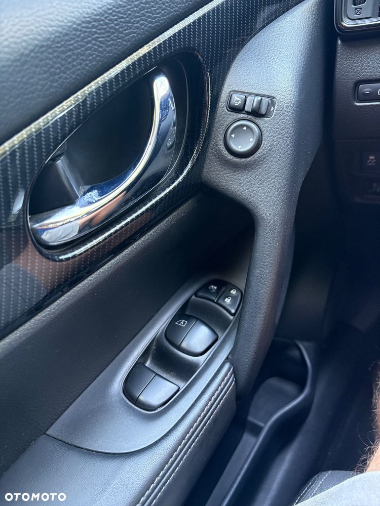 Nissan X-Trail 2.0 dCi N-Connecta 4WD - 19