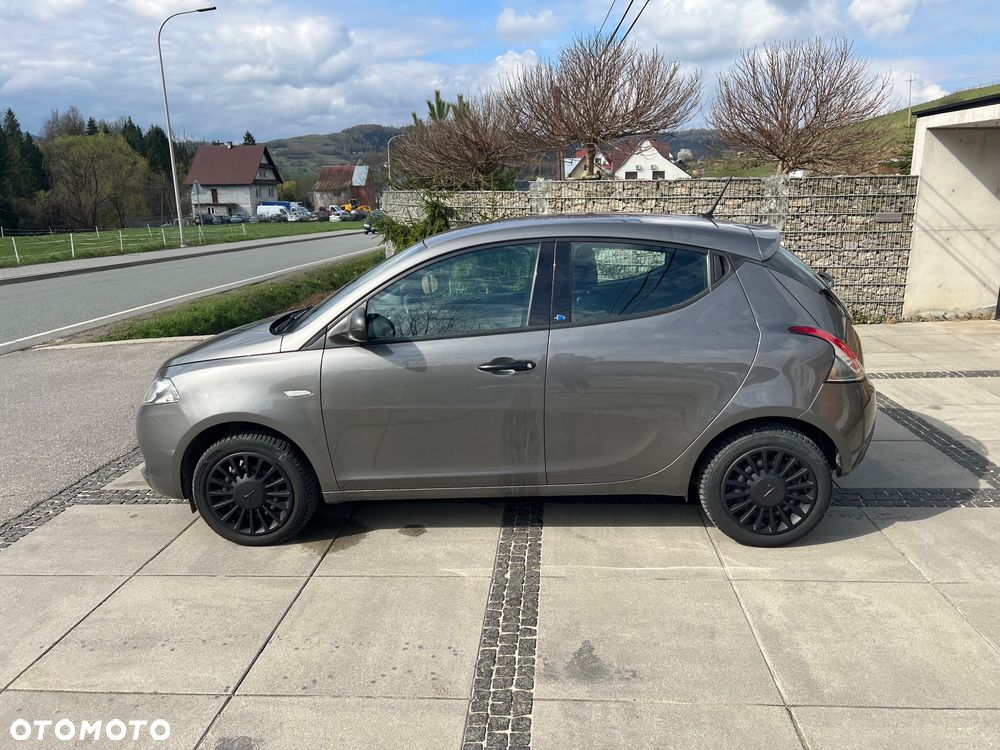Lancia Ypsilon 1.2 8V Gold S&S EU6 - 8