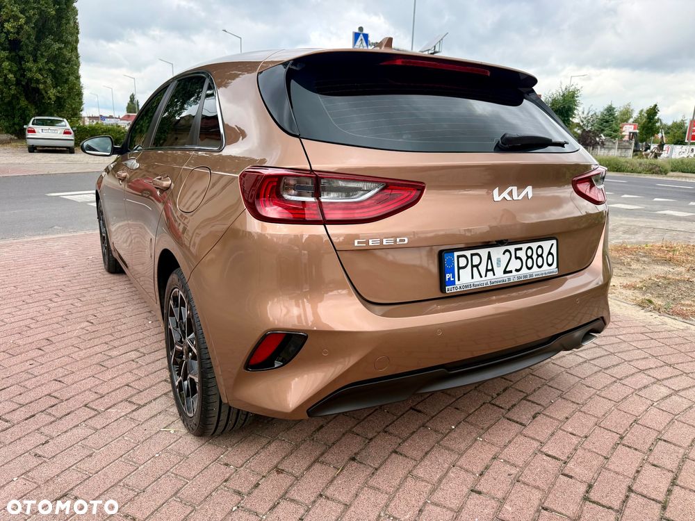 Kia Ceed 1.5 T-GDI Business Line Plus - 24